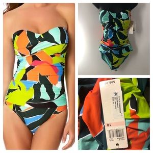 Anne Cole Signature® Liz Twisted Front Bandeau 20w